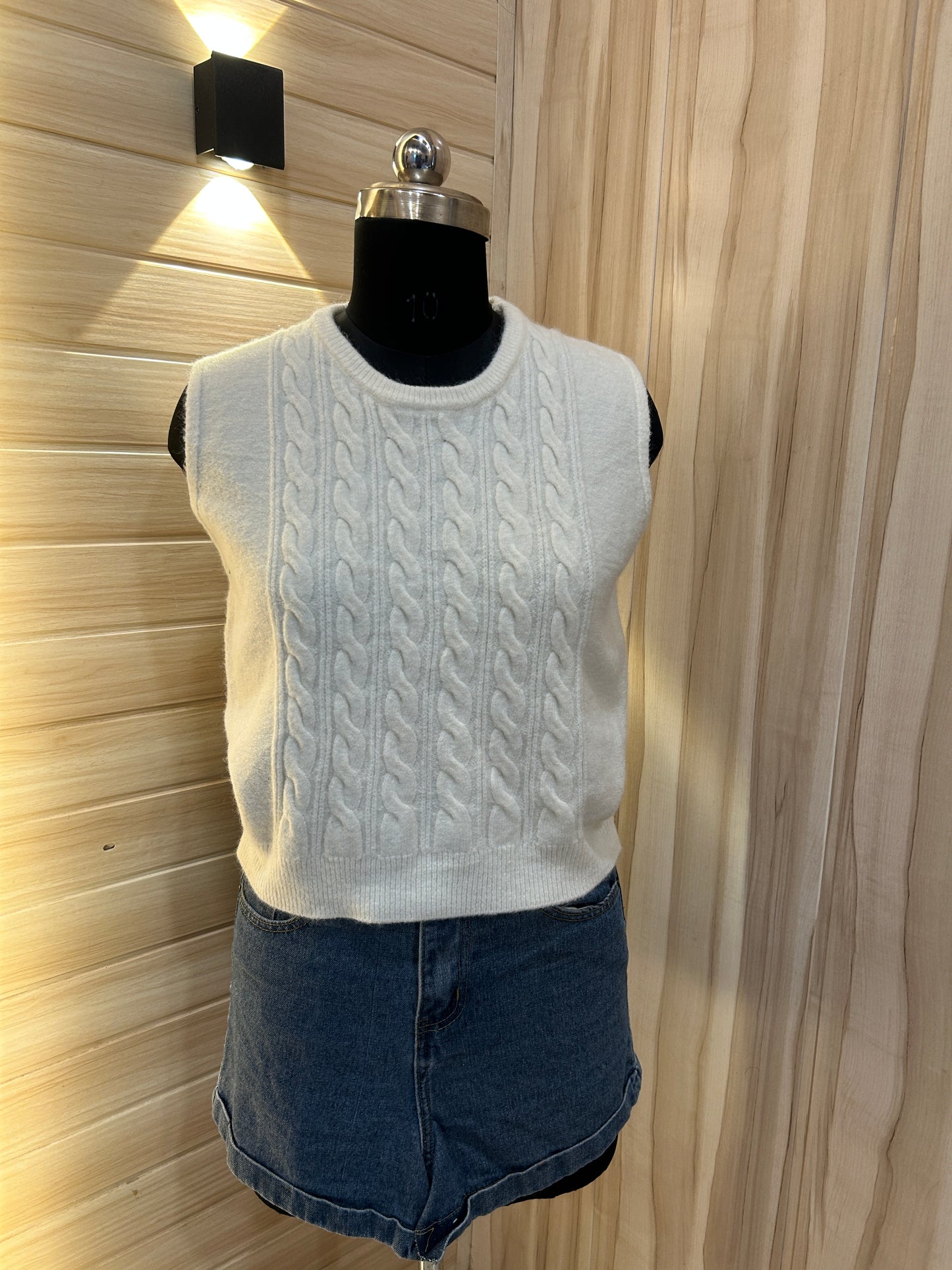 White cable knitted vest