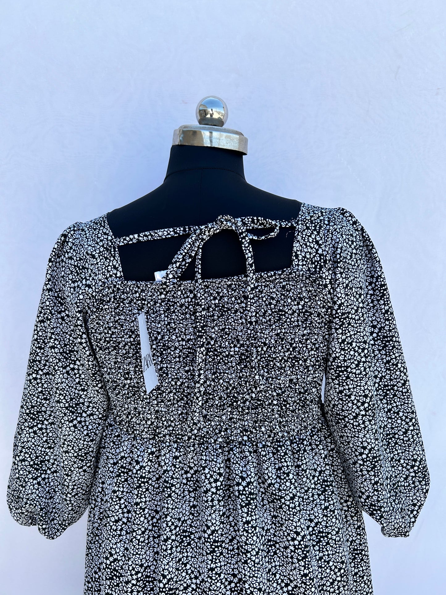 Black cute flower printed