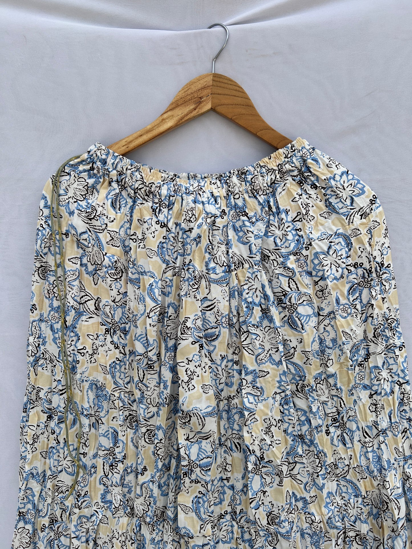Beige Blue abstract floral printed skirt