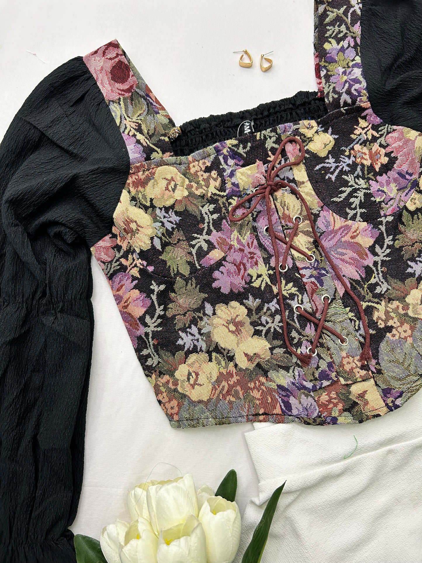 Princess corset- black floral