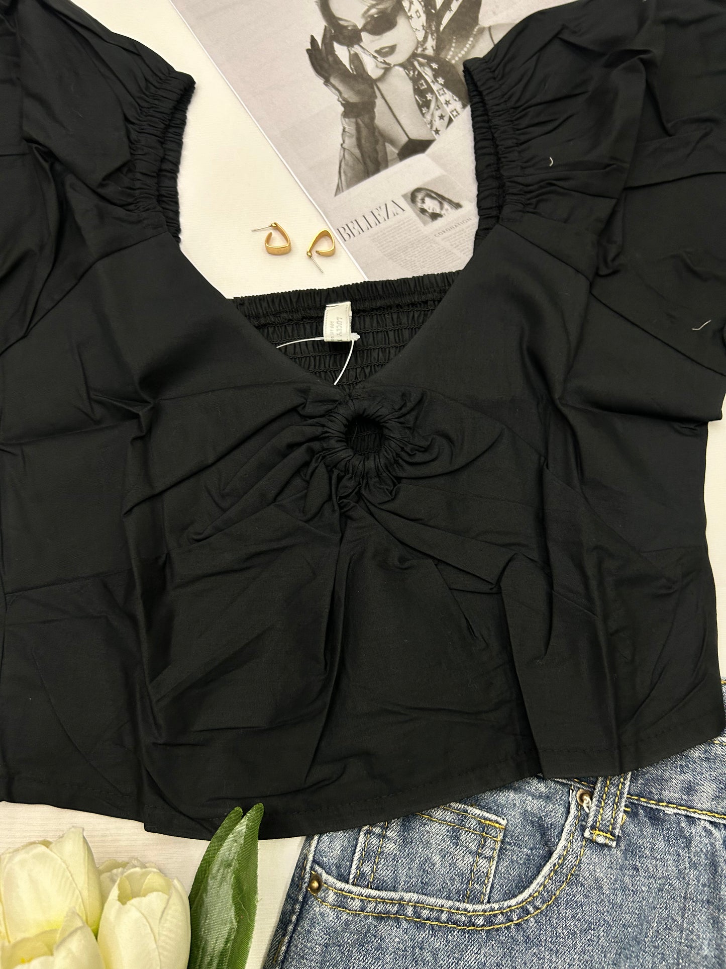 Prettiest Keyhole - Black