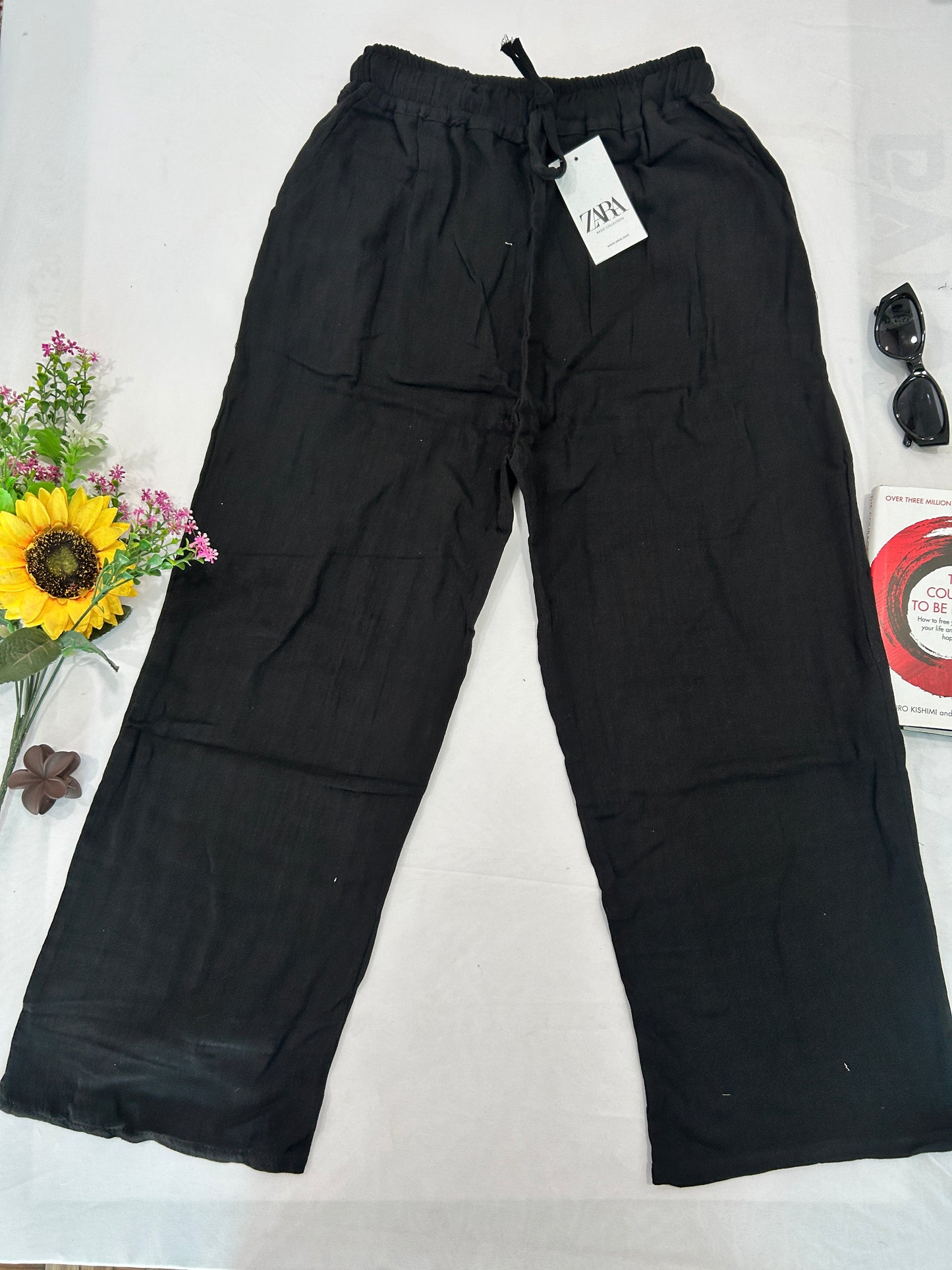 Linen pants black