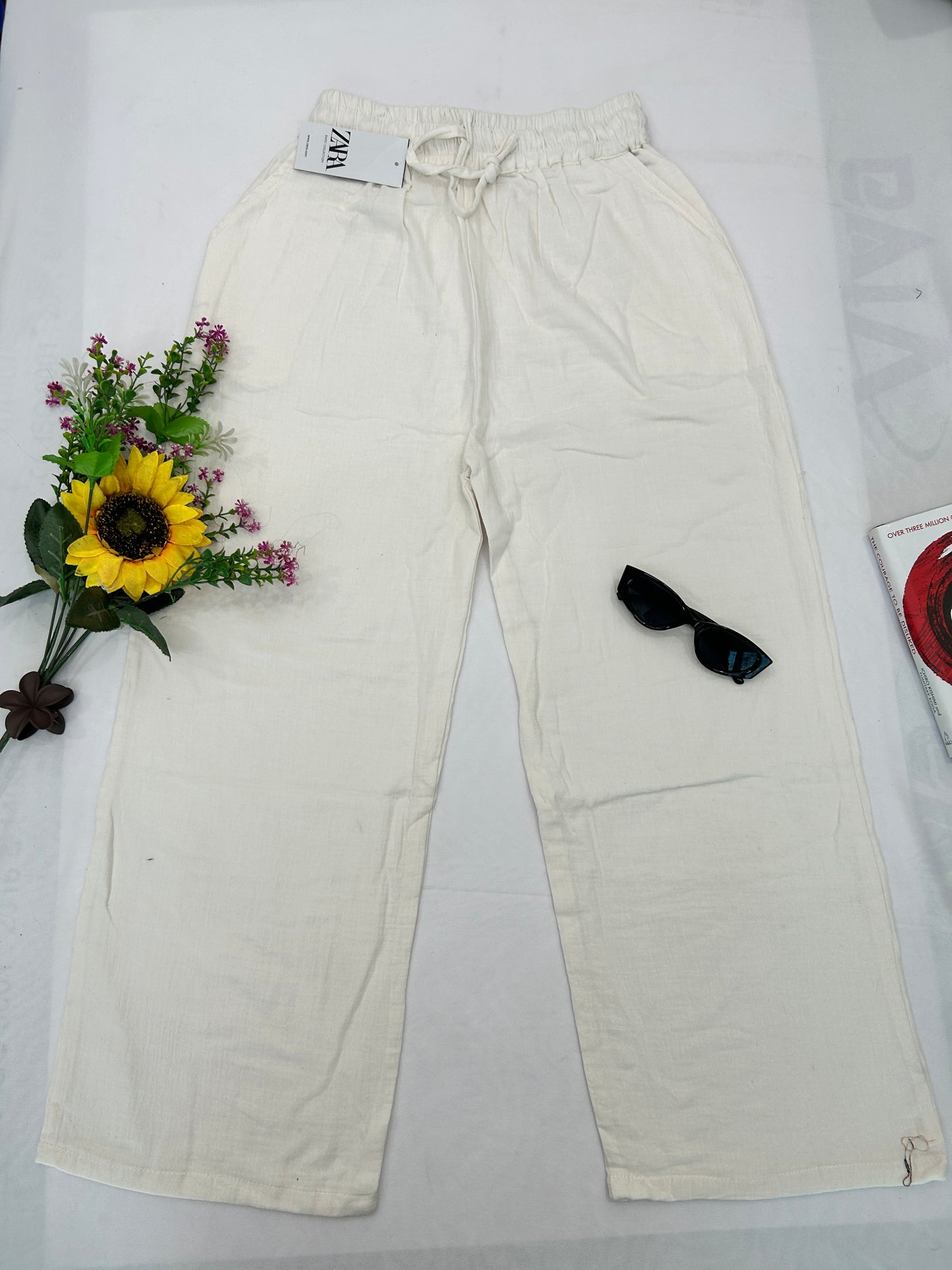 Linen pants white