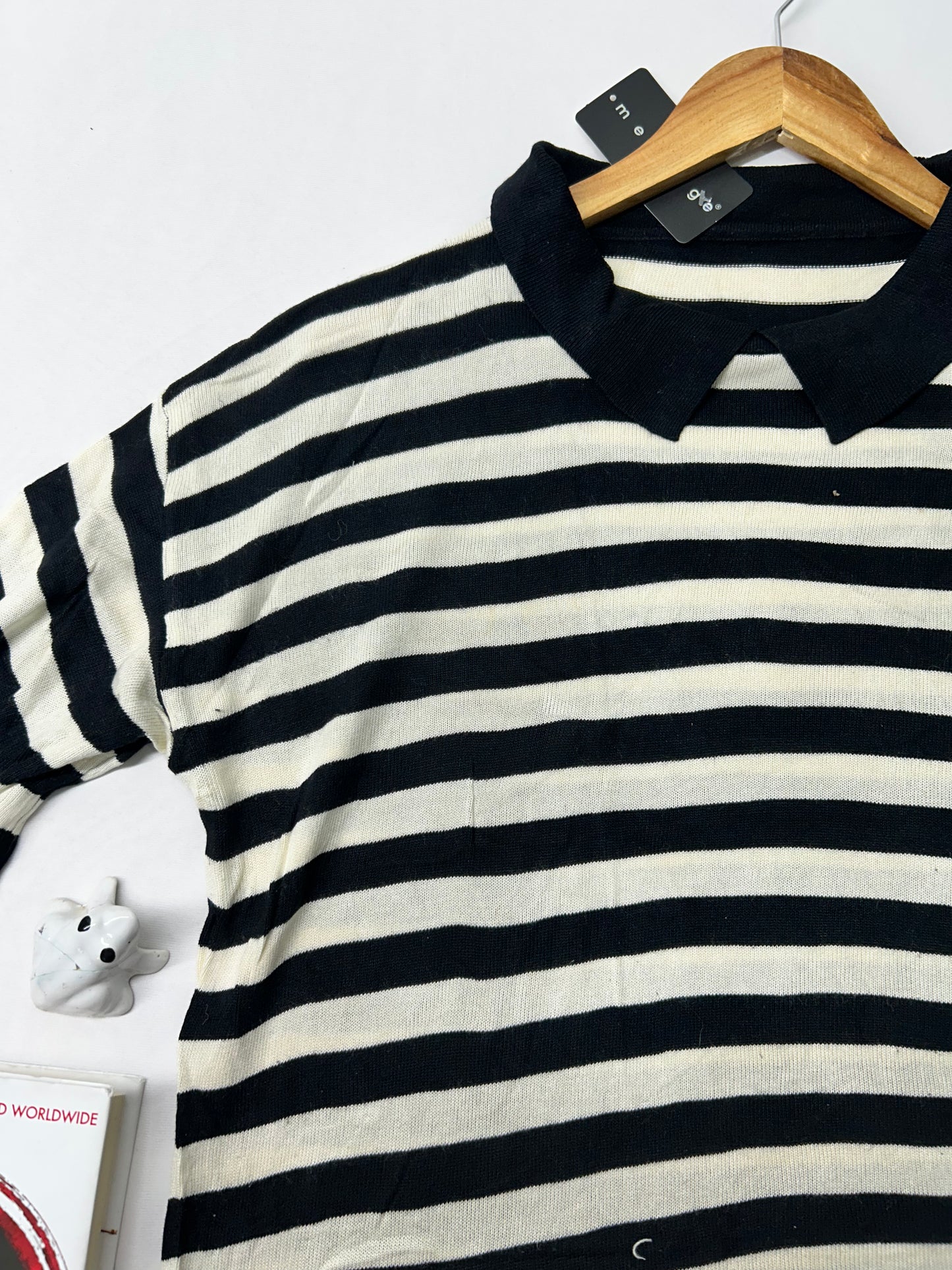 Stripe collar baggy top