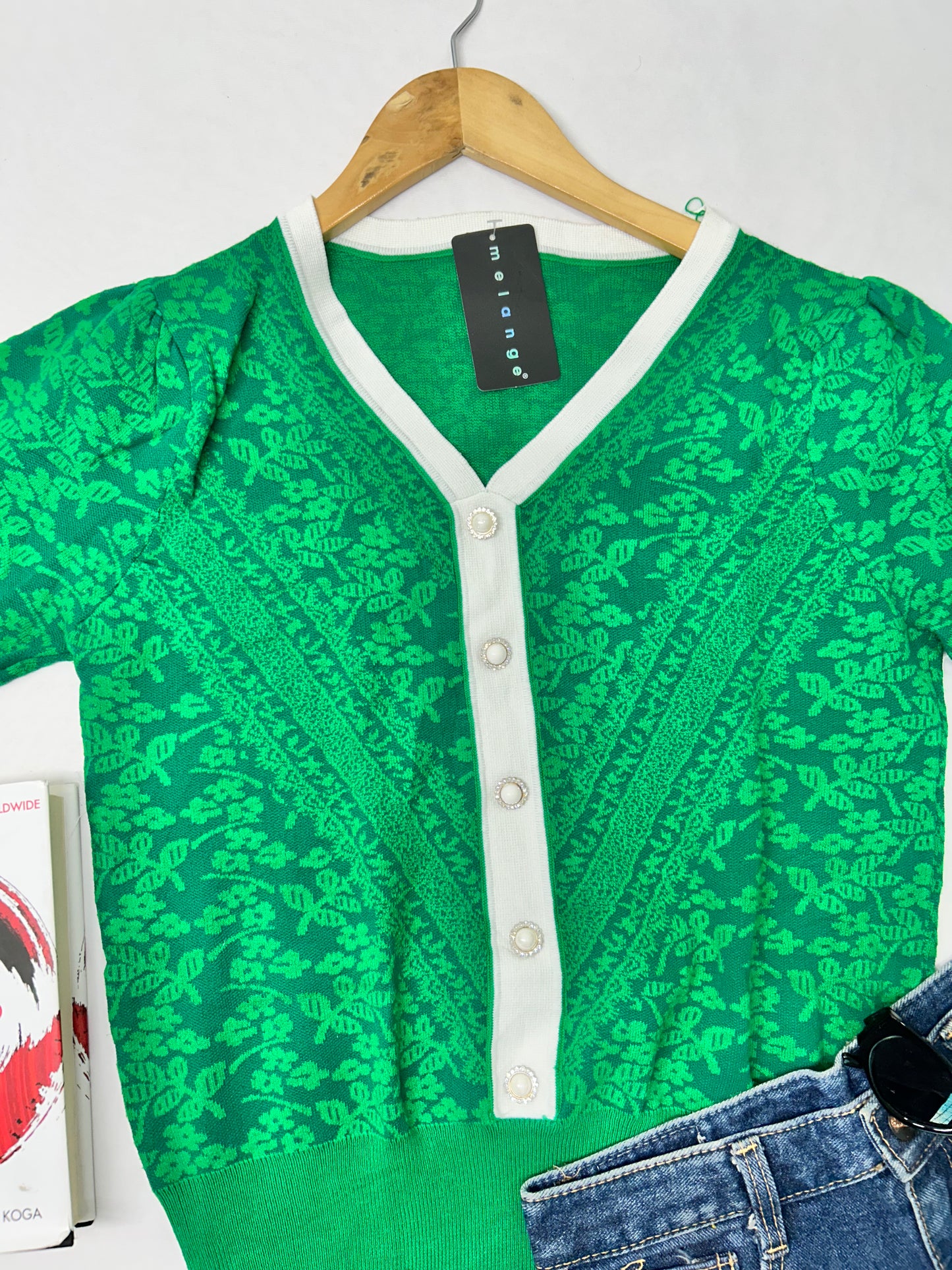 Pretty green korean top