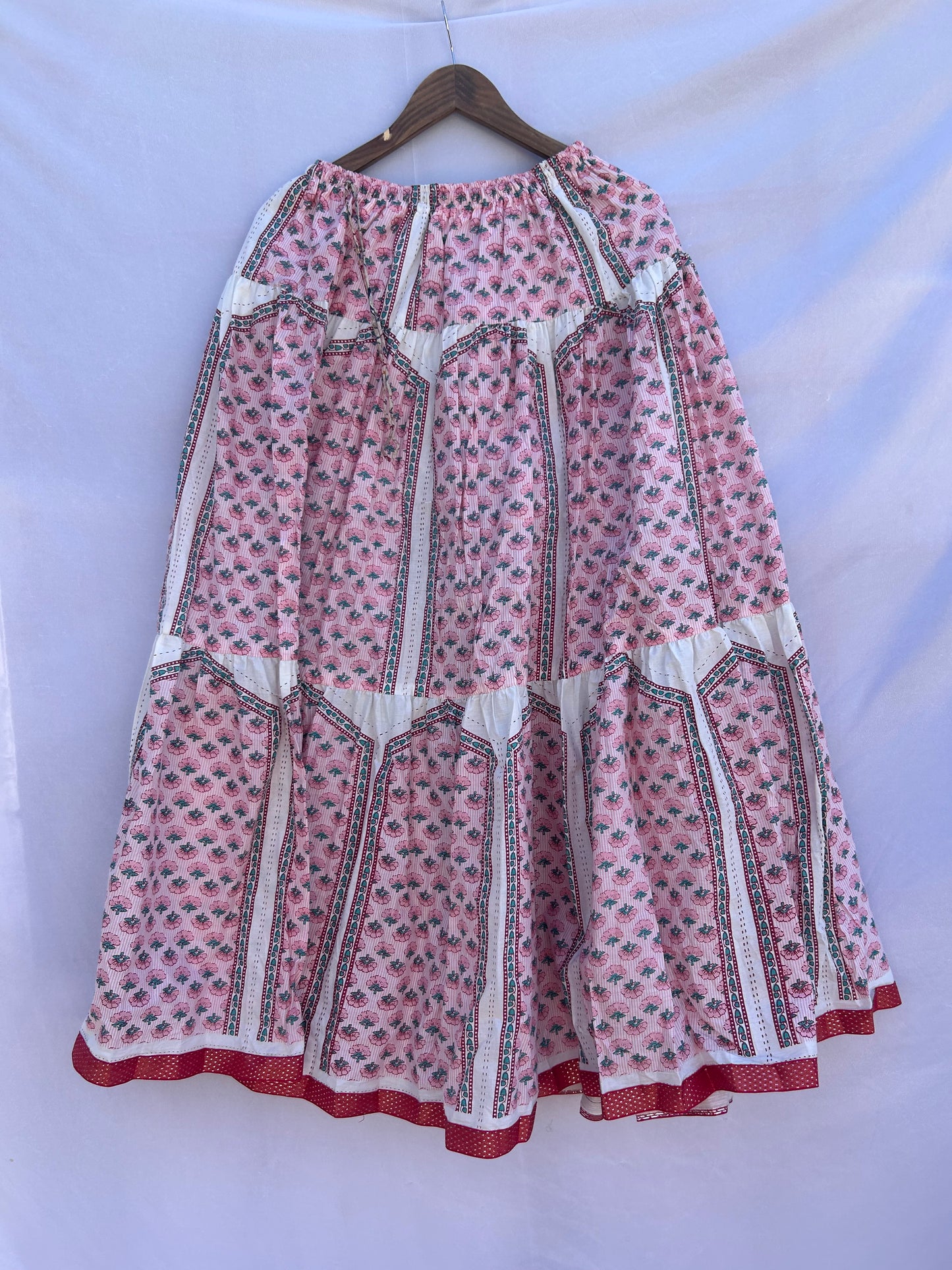 Pink pretty printed skirt