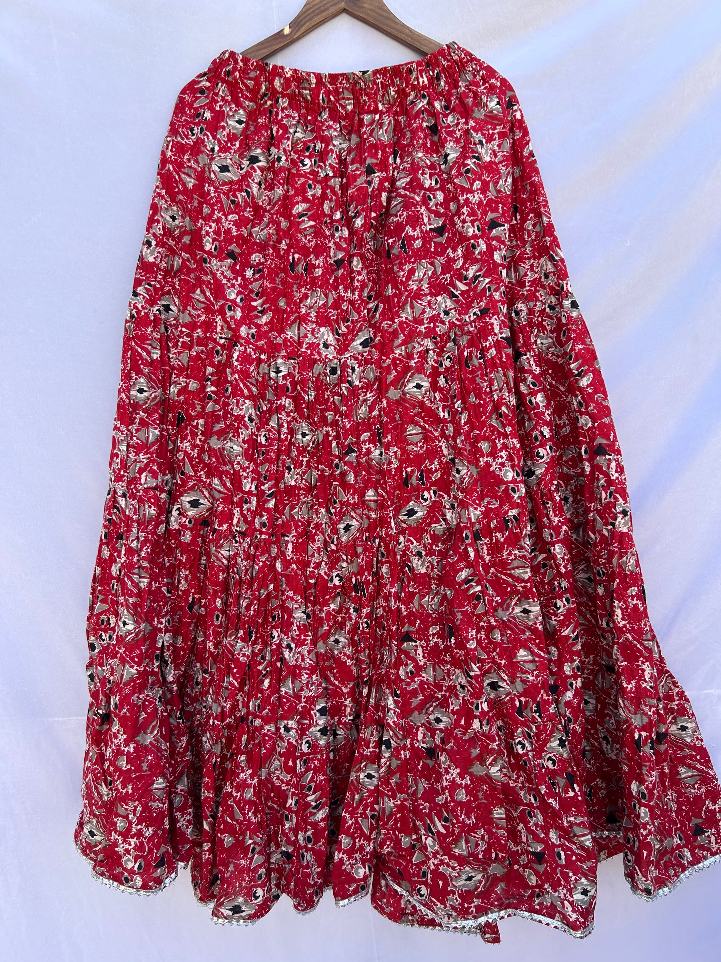 Red abstract printed  skirt
