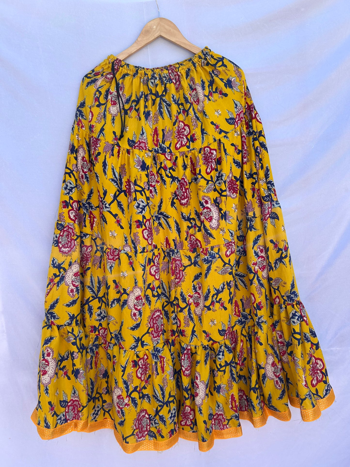 Yellow printed printed skirt