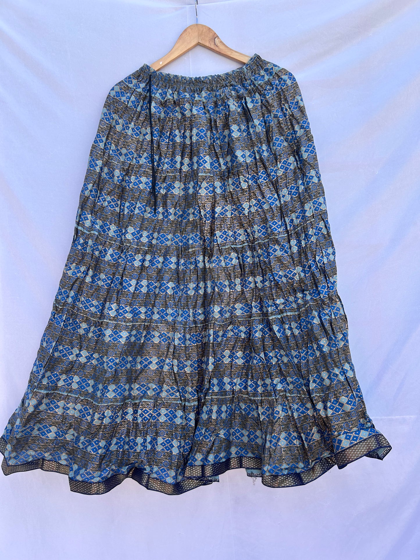 Blue printed skirt