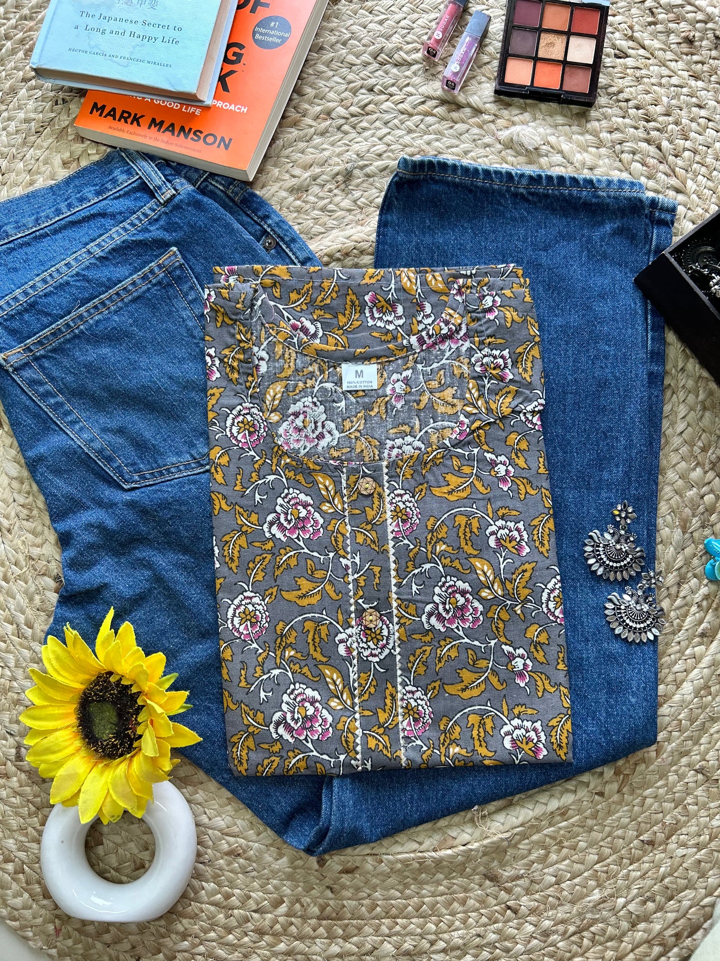 Grey jaal floral printed