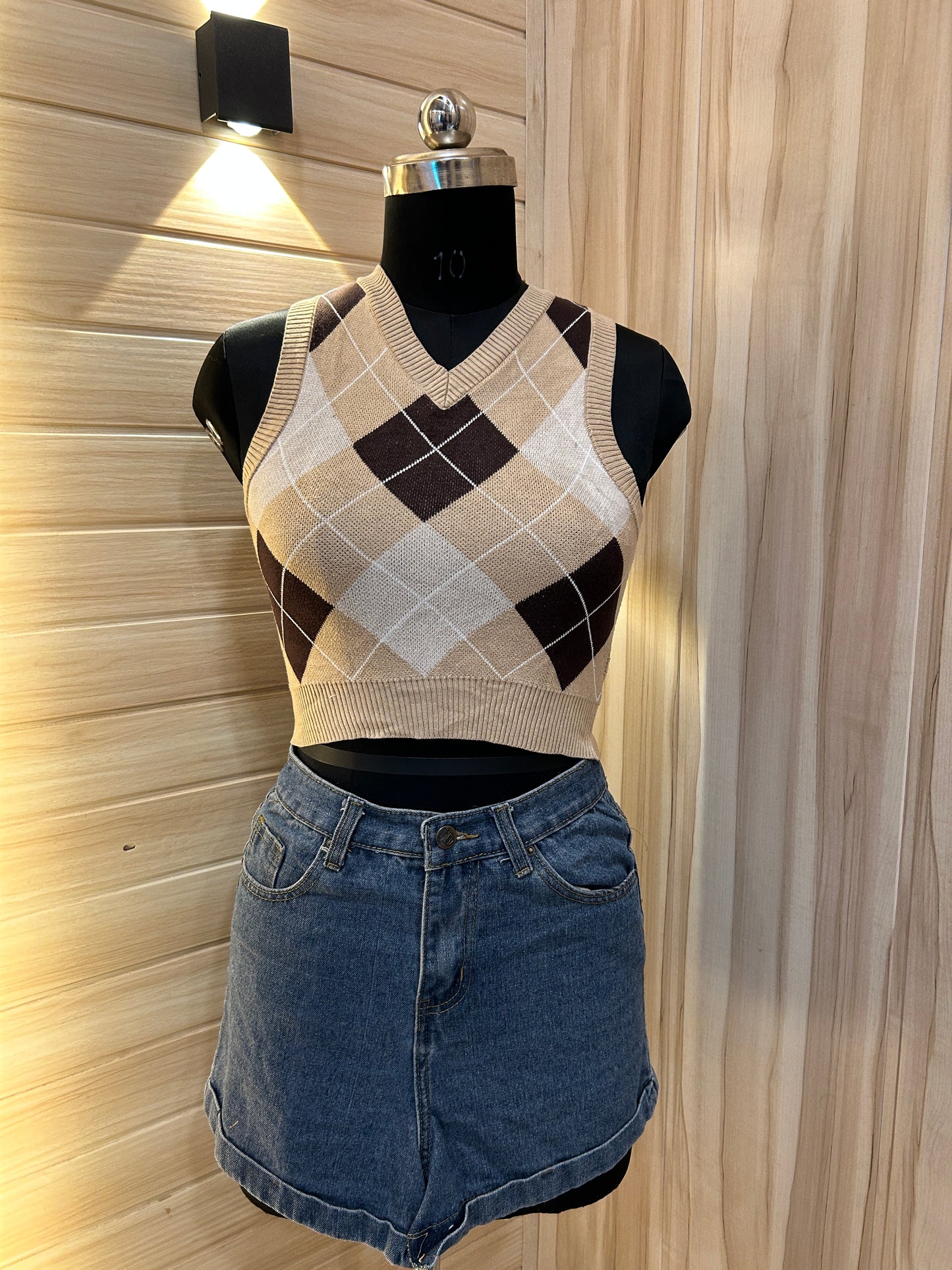 beige checked black crop