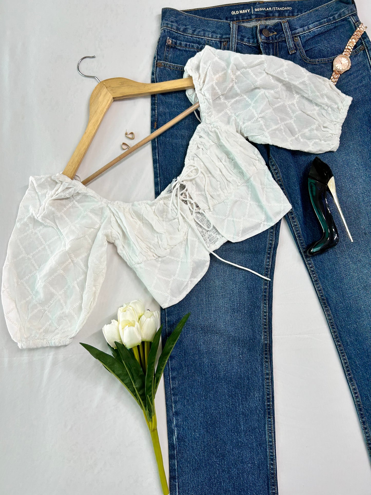 Cutesy - White CRISCROSS