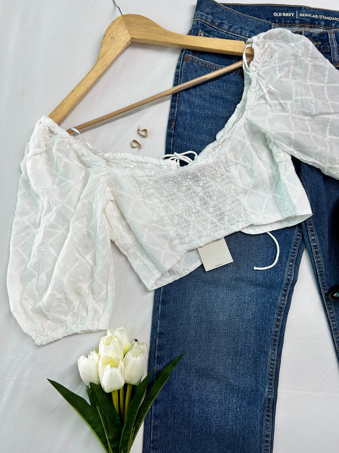 Cutesy - White CRISCROSS