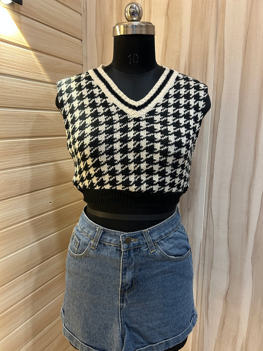 Off- white checkered  crop