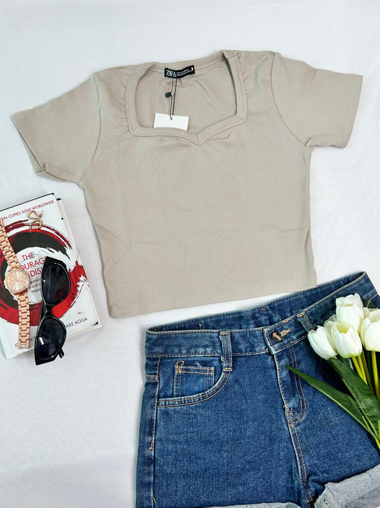 Sweetheart neck -Beige