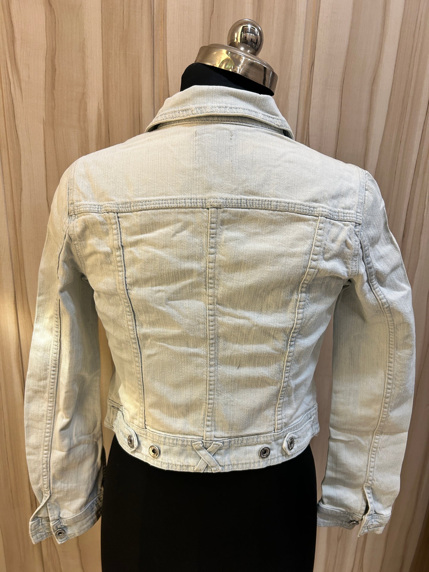 Icy light Cool denim jacket