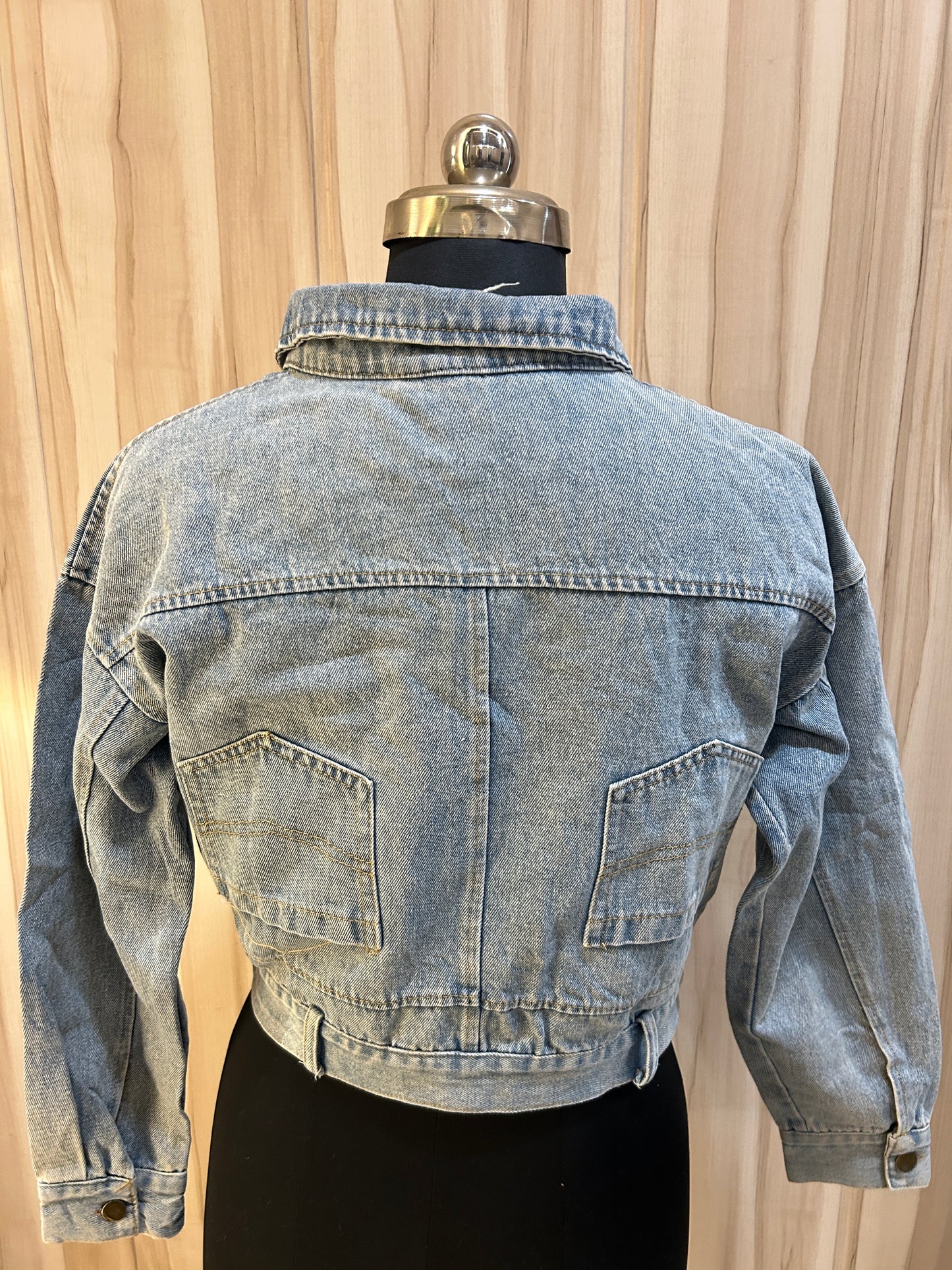 Baggy look cool denim jacket