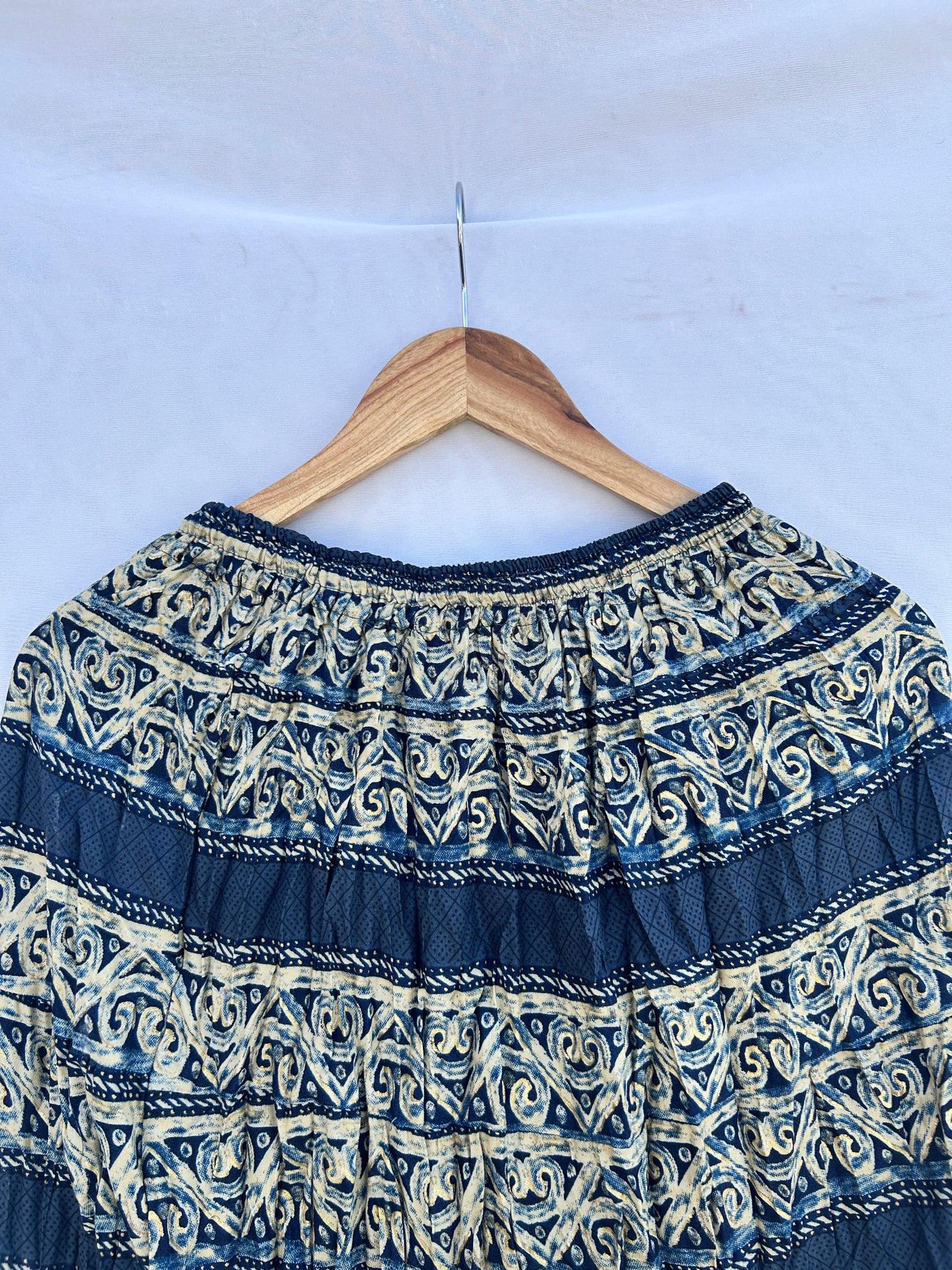 Navy blue stylish print