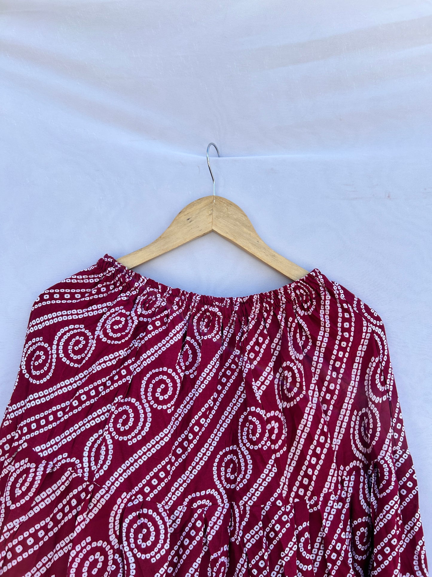 Red Bandhej print