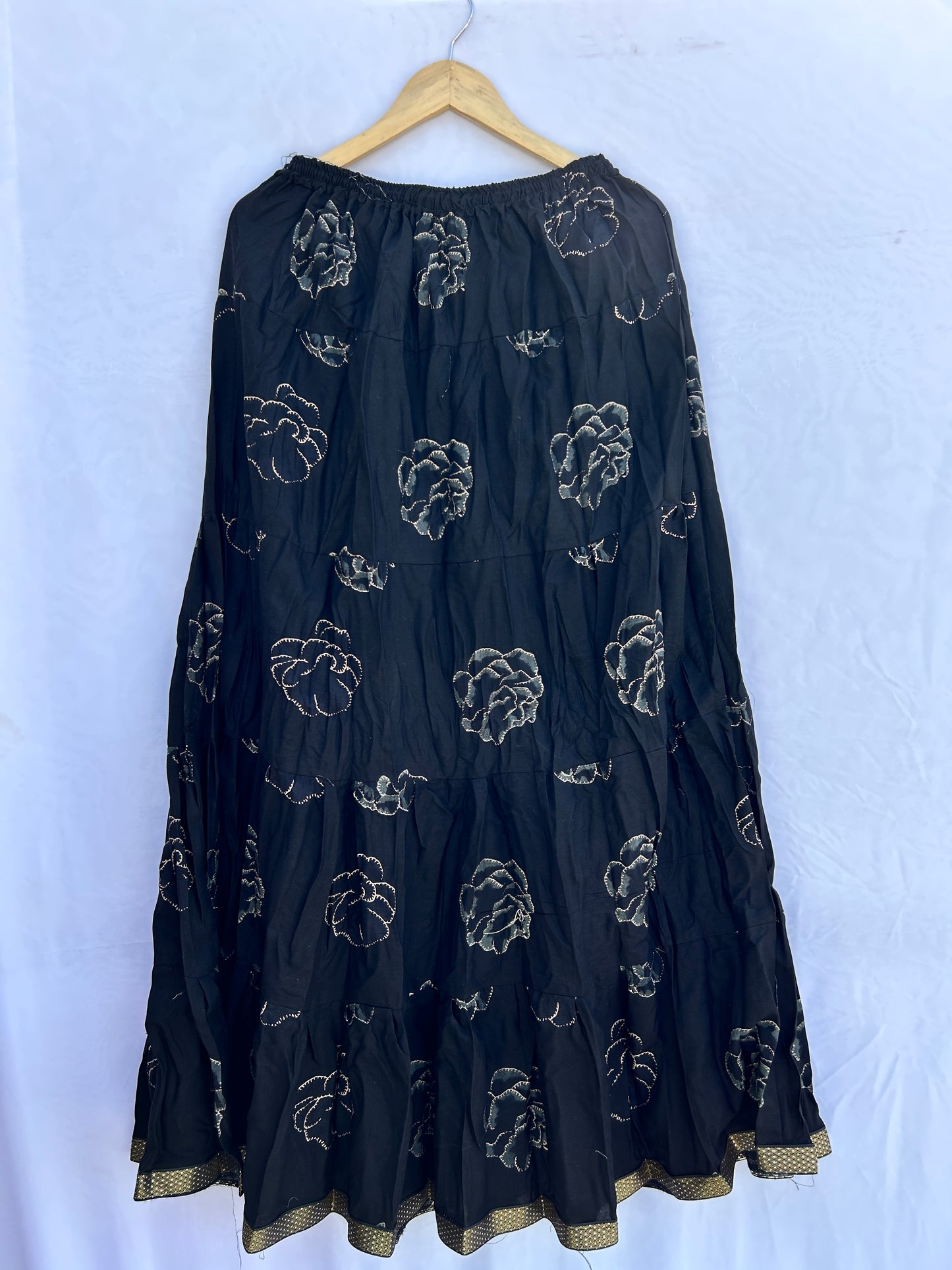 Black rose print