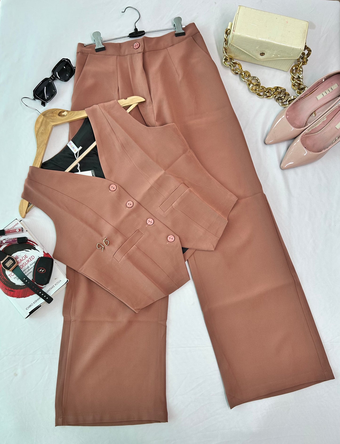 BOSS BABE - NUDISH PINK