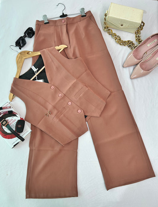 BOSS BABE - NUDISH PINK