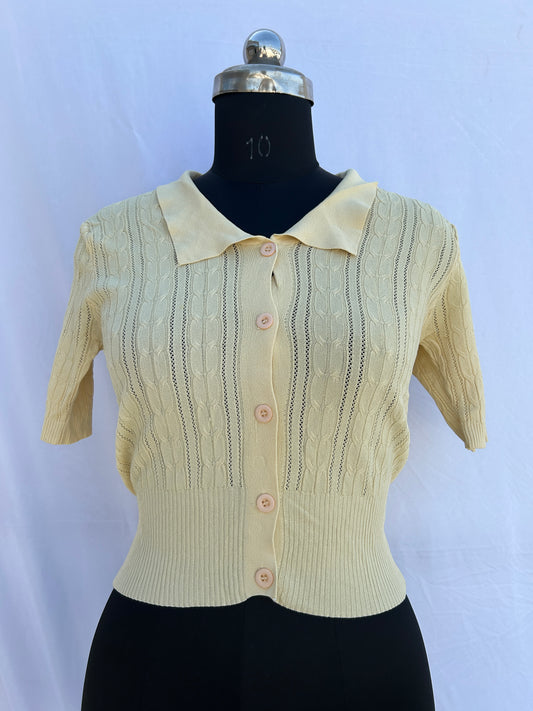 Yellow collar buttoned