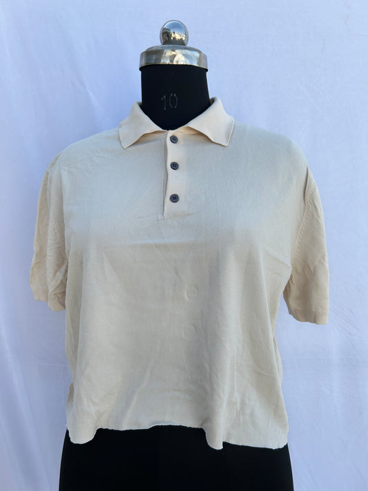 Beige solid collar