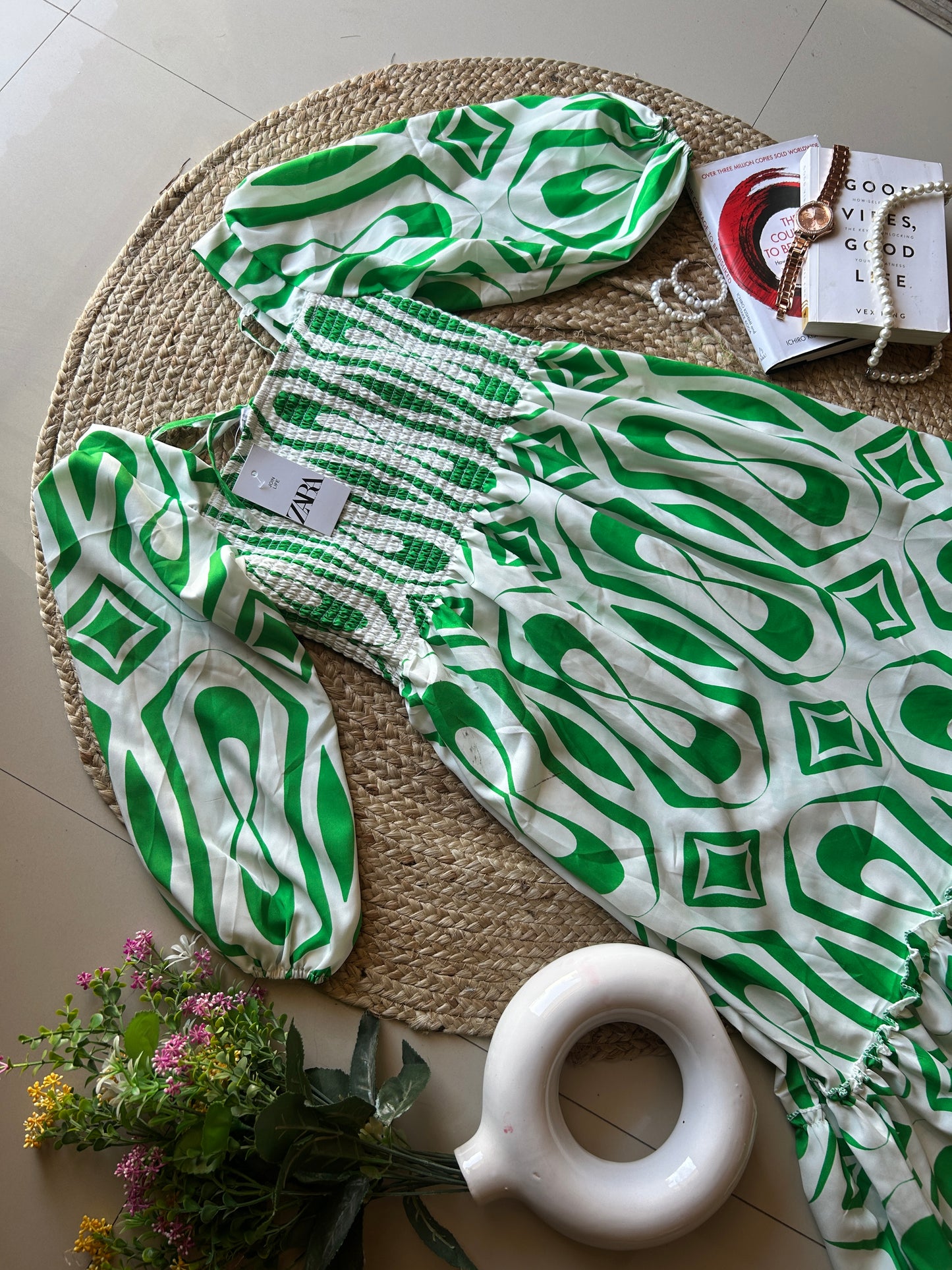 White green abstract pattern