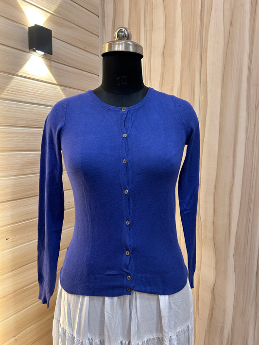 Blue round buttoned