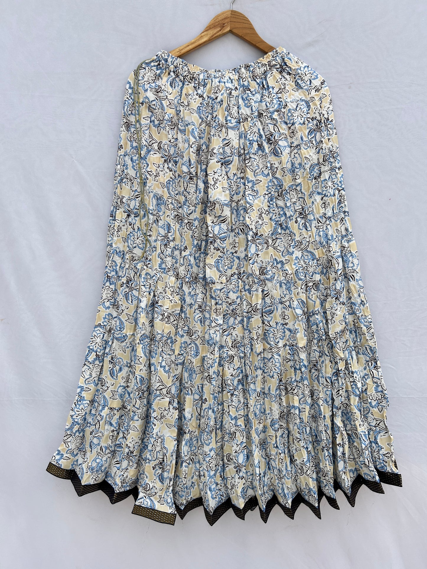 Beige Blue abstract floral printed skirt