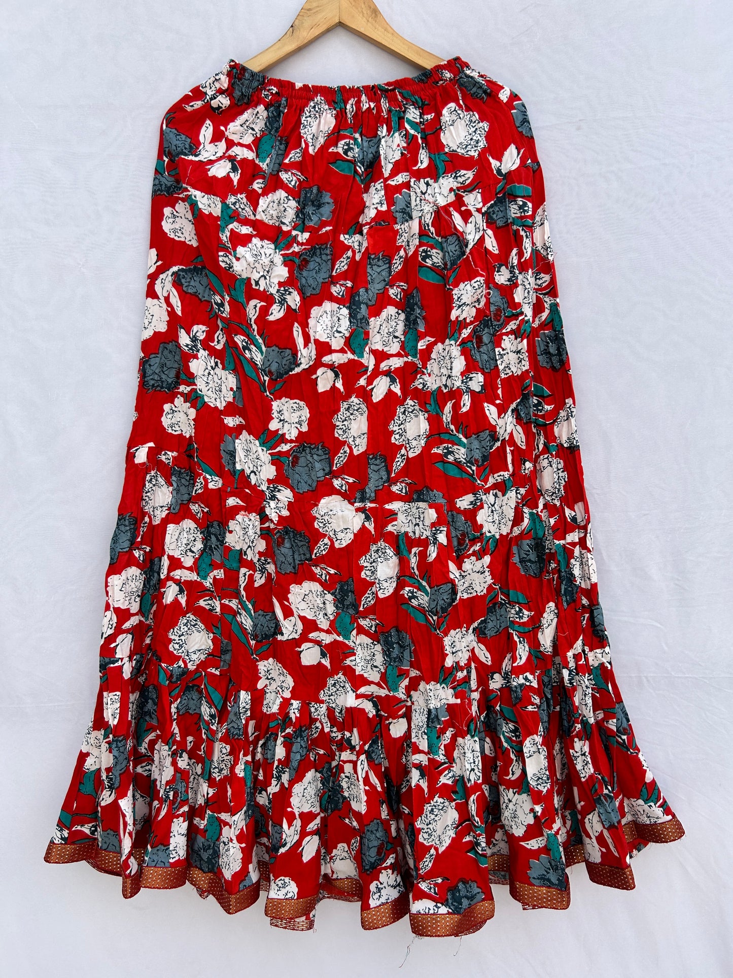 Red floral cute  floral printed skirt