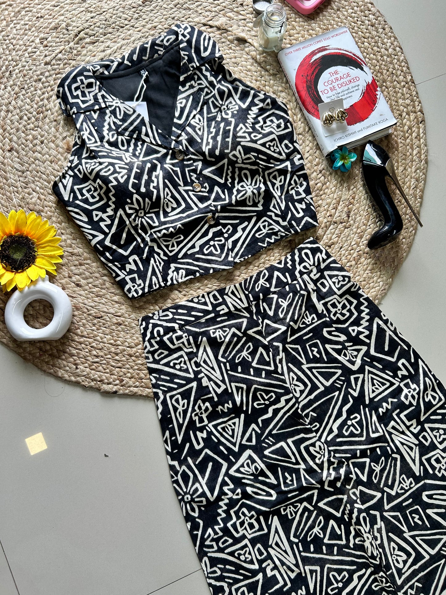 Black abstract pattern printed co-ord set