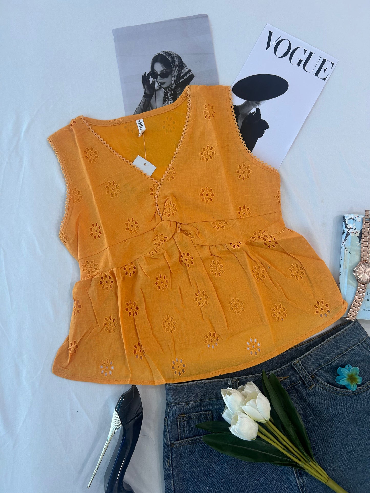 Cute top- Mango yellow