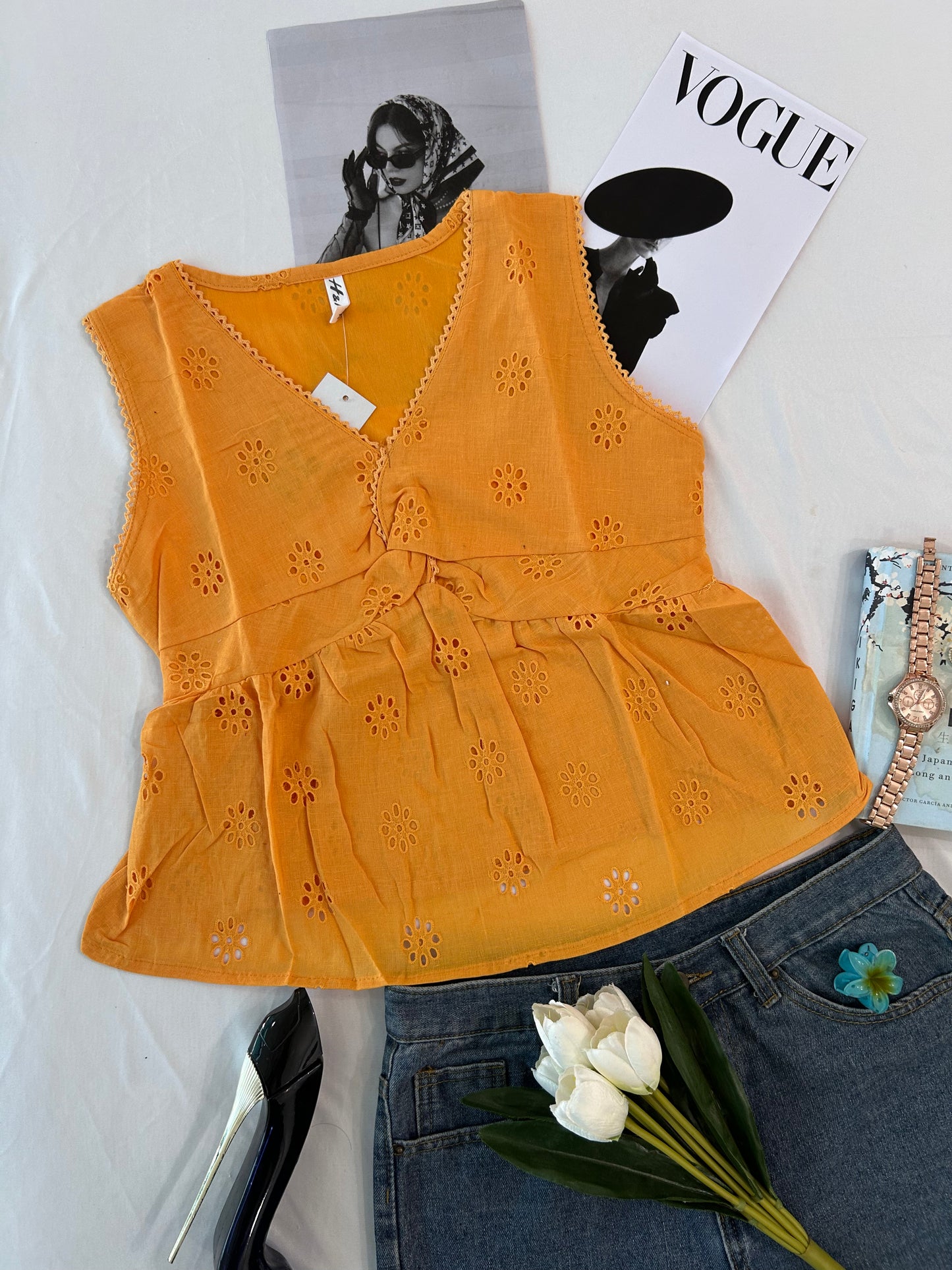 Cute top- Mango yellow