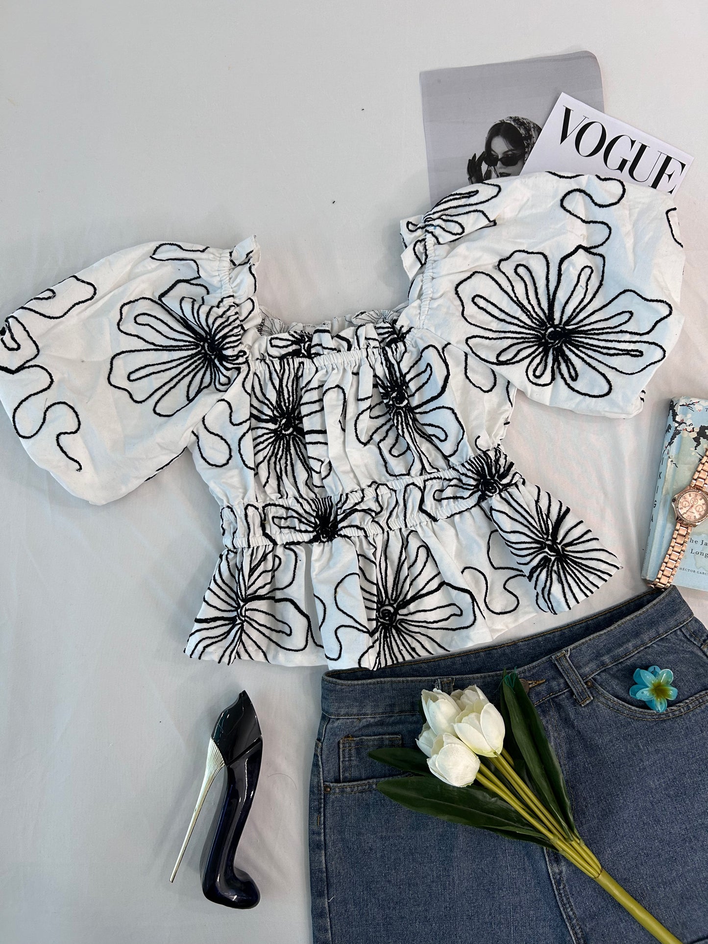 Embroidered top - white