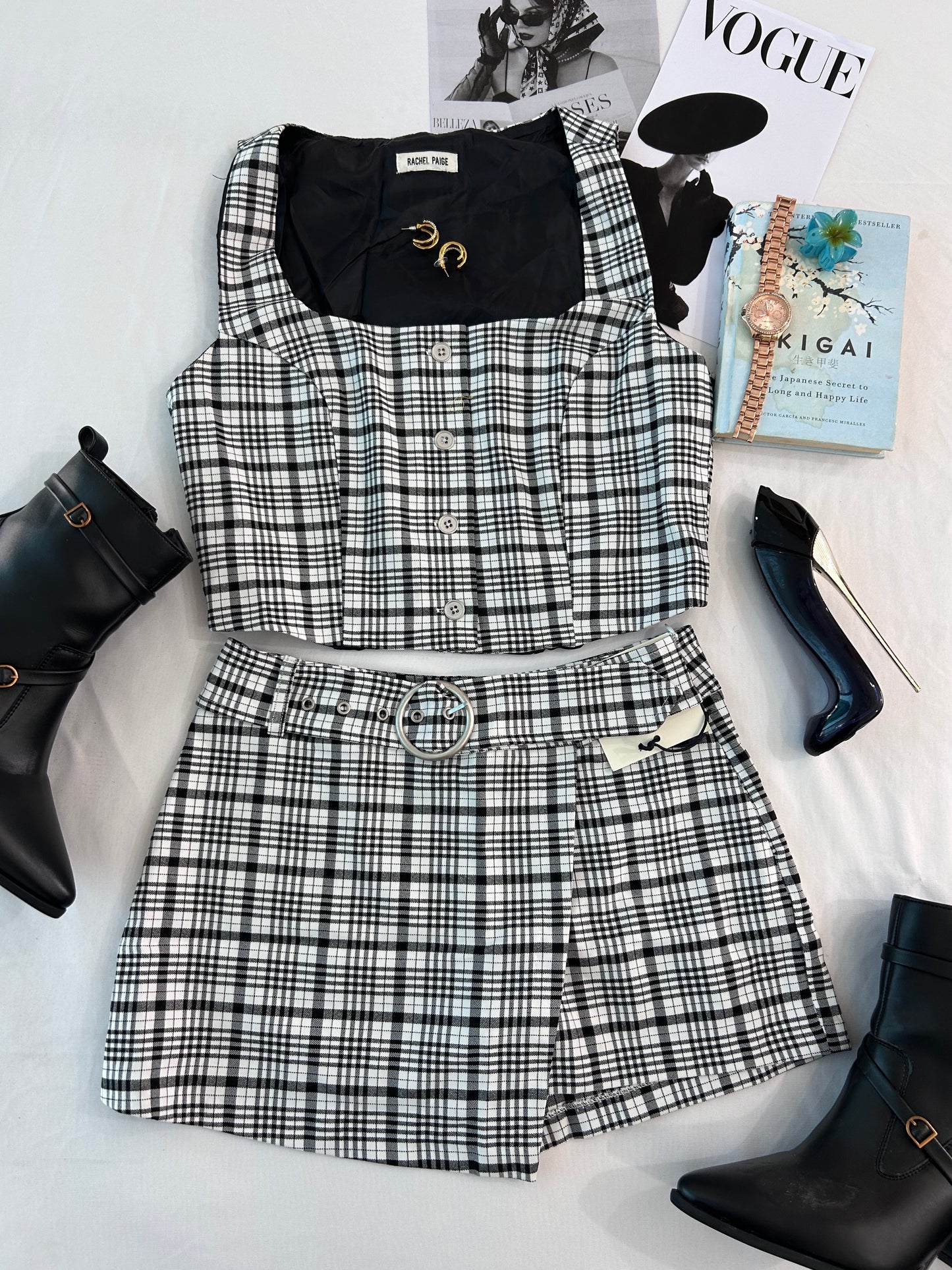 Chic checked skort set