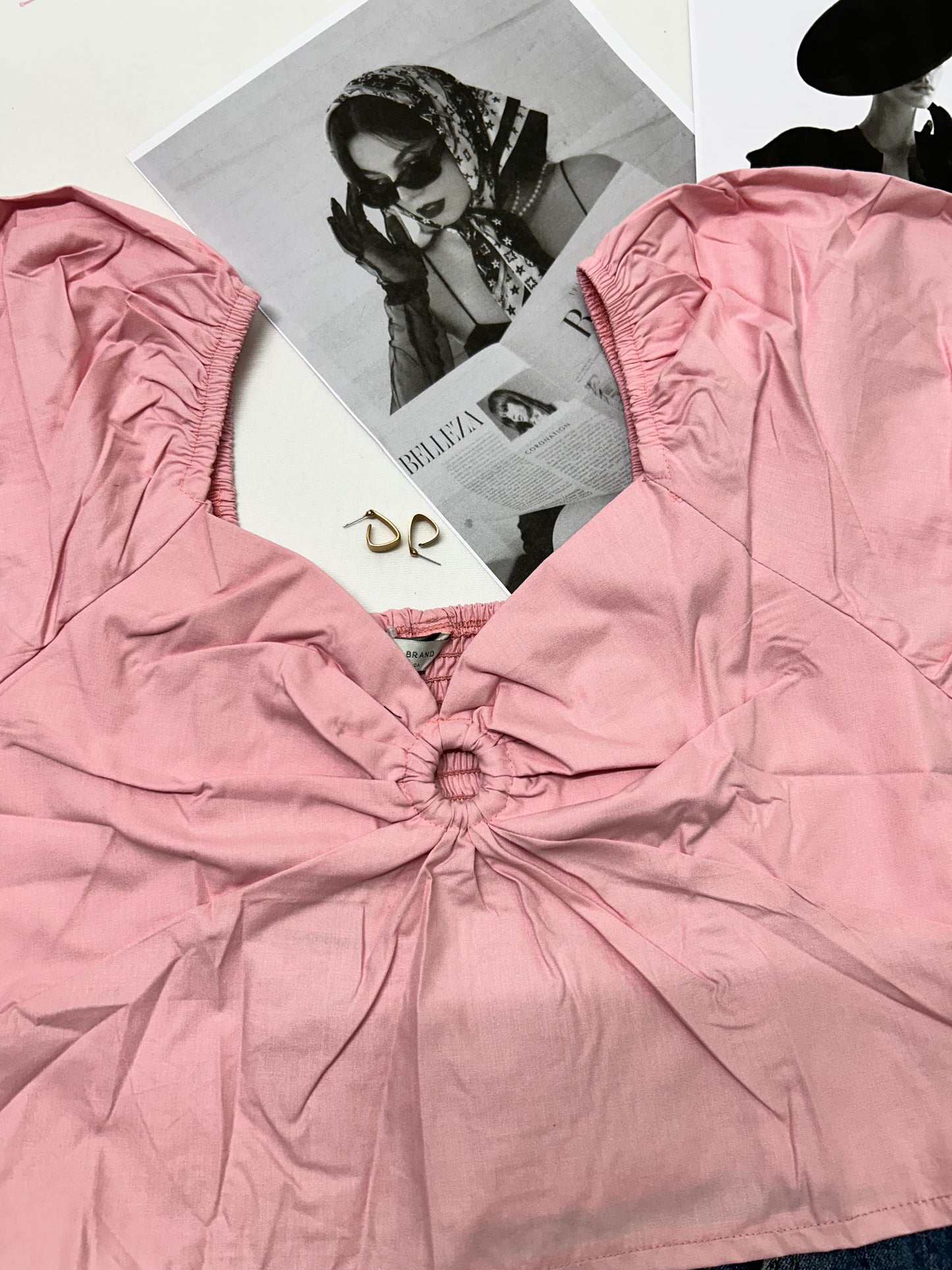 Prettiest Keyhole - Peach