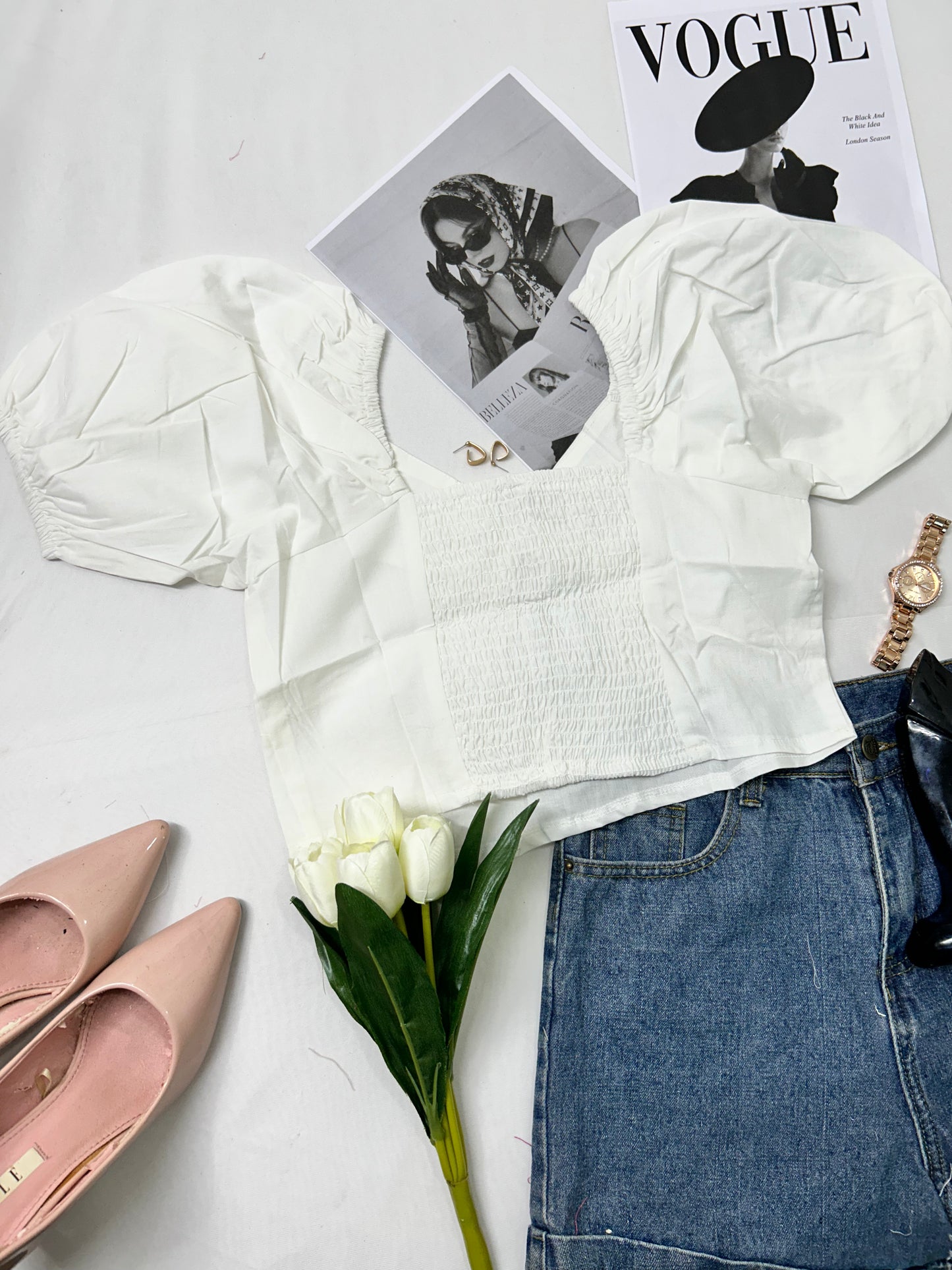 Prettiest Keyhole - White