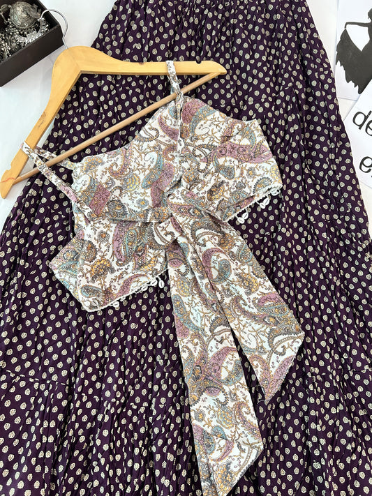 Off white pretty top