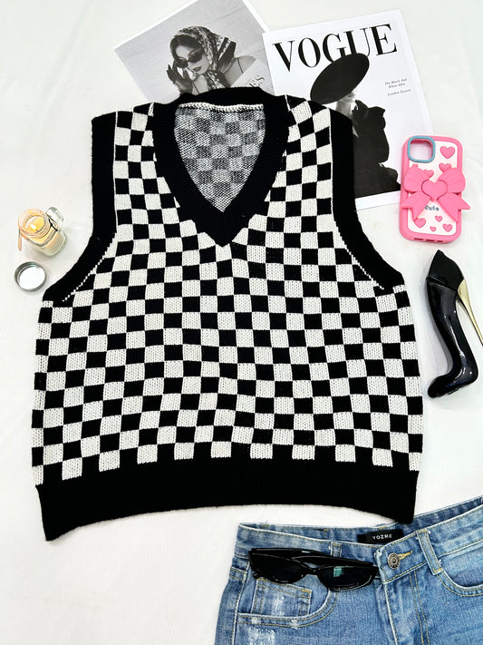 Black white chess checked