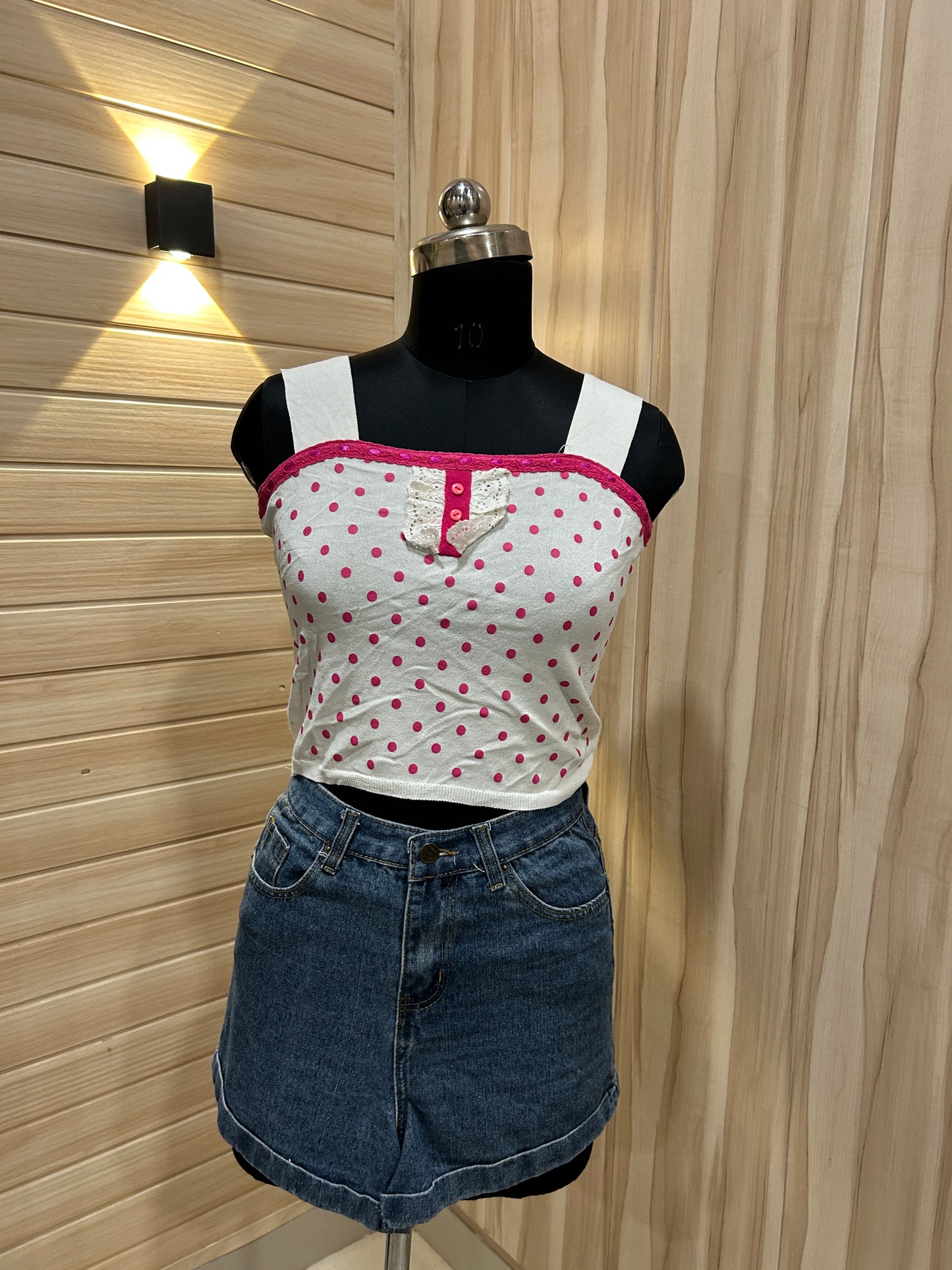 Vintage pink polka