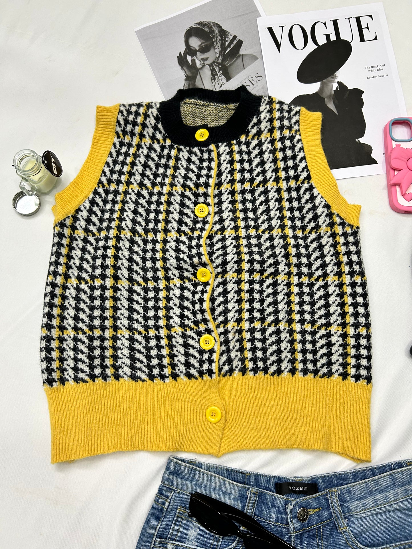 Yellow checkered  button