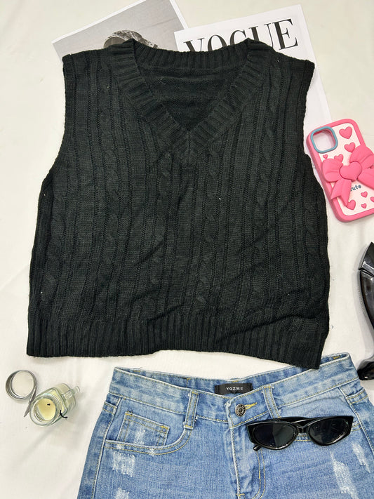 Black solid vests