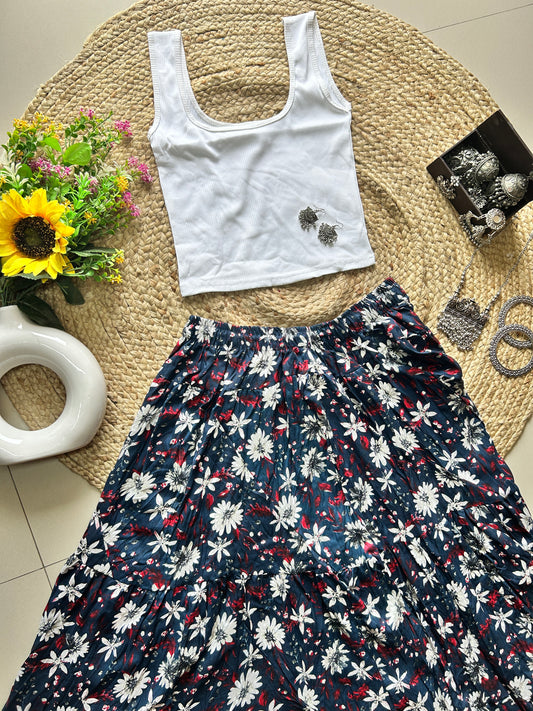 Navy blue daisy printed skirt