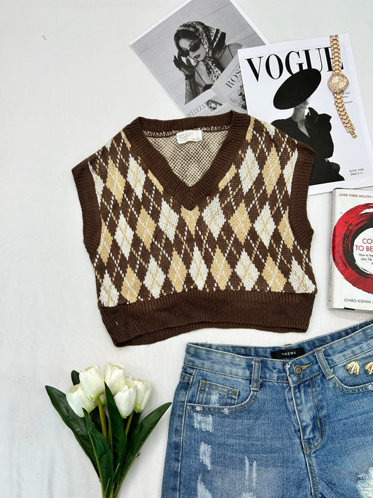 brown cropped checked