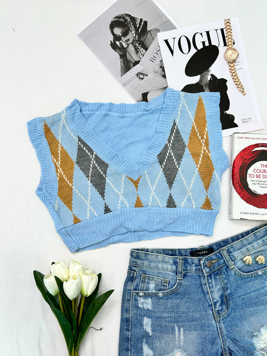 Light blue crop checked