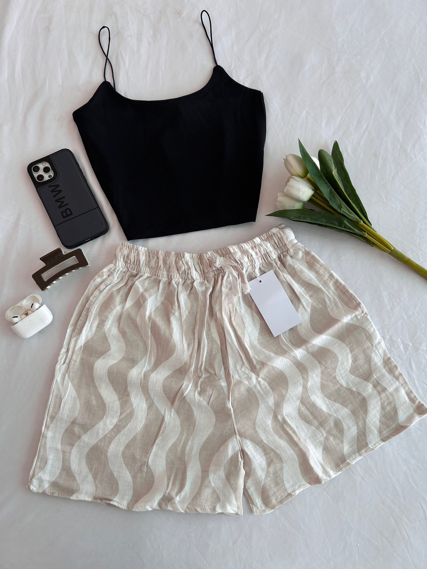 Beige and white printed Mul cotton shorts