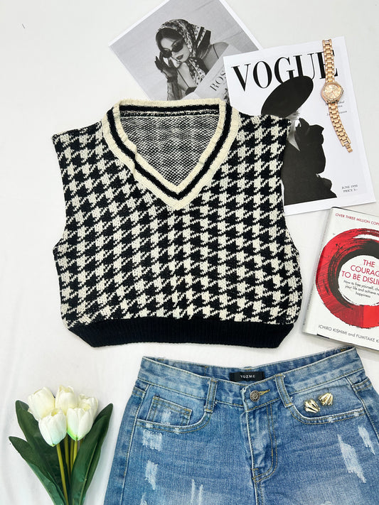 Off- white checkered  crop