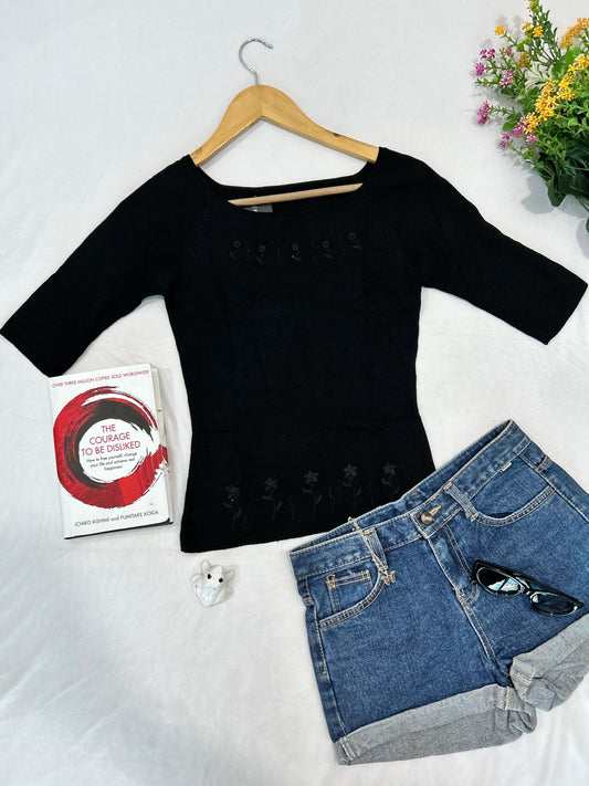 Black flower cute top